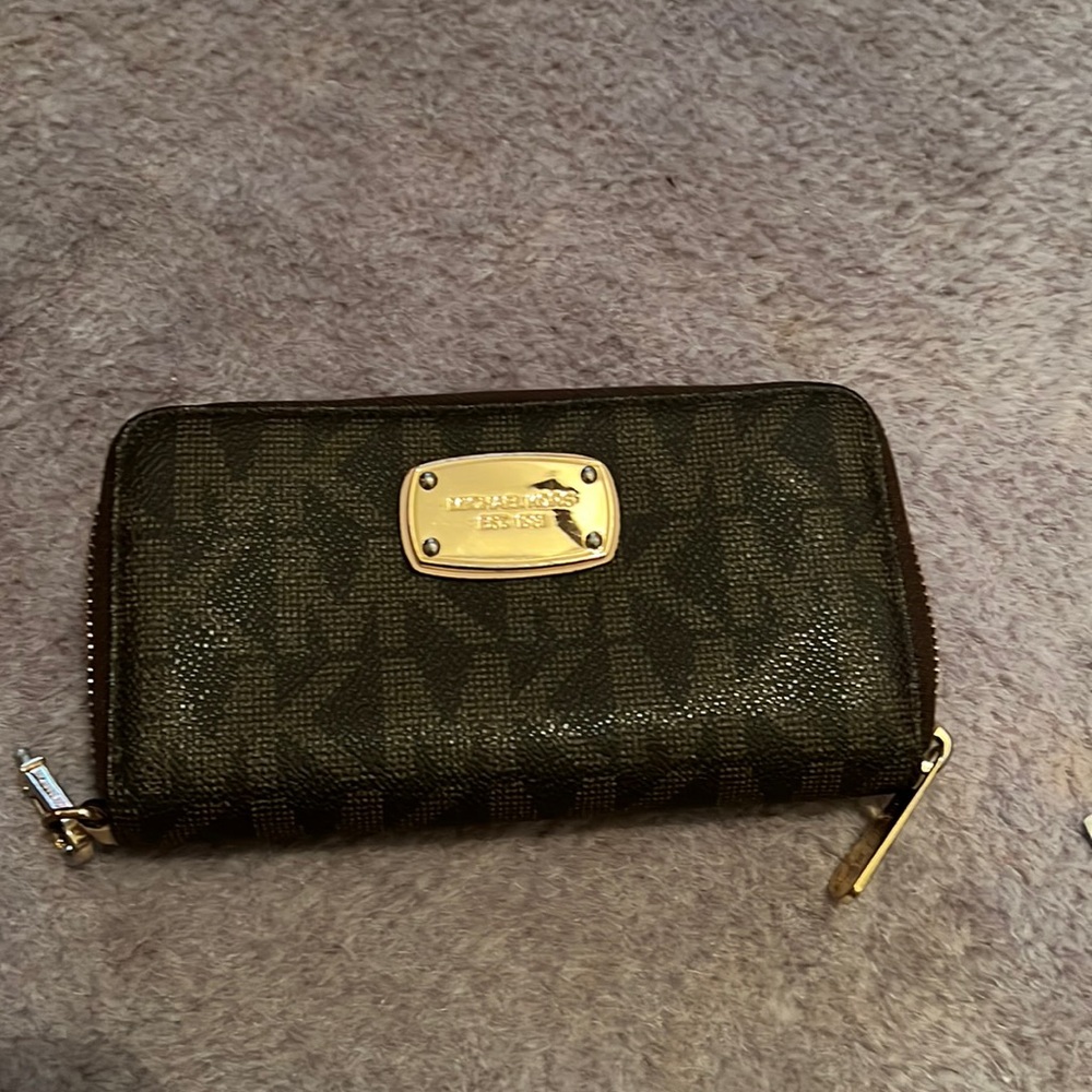 MK Wallet/ Wristlet